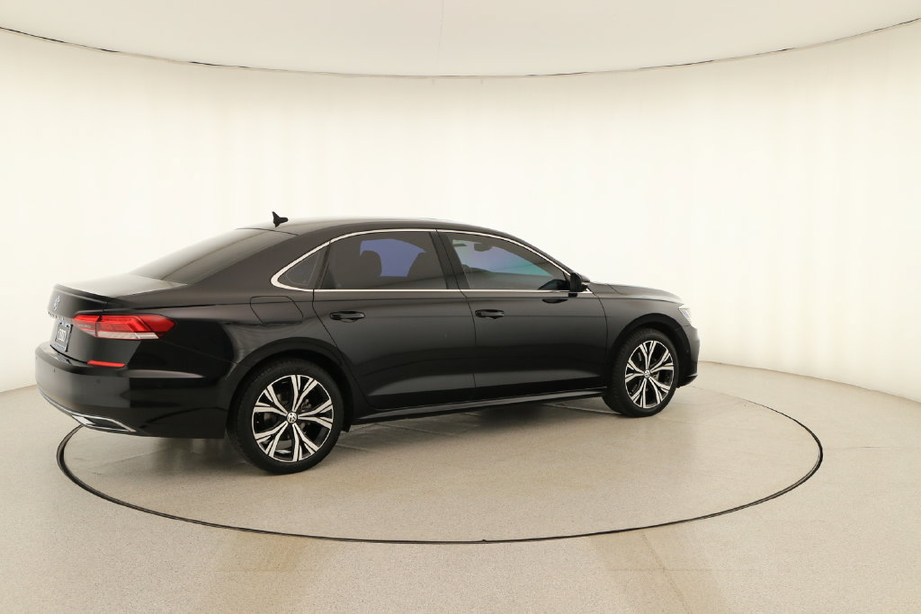 Used 2020 Volkswagen Passat 2.0T SEL FWD image 7