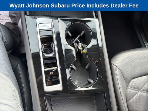 Used 2025 Volkswagen Atlas SE FWD image 23