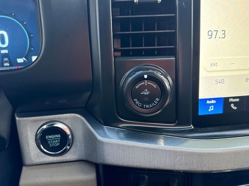 Used 2025 Ford F350 Platinum w/ Platinum Plus Package image 46