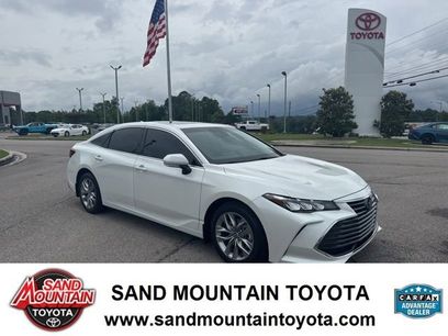 Used 2022 Toyota Avalon XLE w/ Moonroof Package