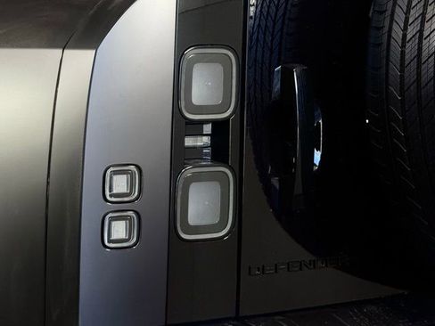 New 2026 Land Rover Defender 110 OCTA image 14