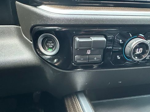 Used 2023 Chevrolet Silverado 1500 LT w/ Protection Package AWD/4WD image 6