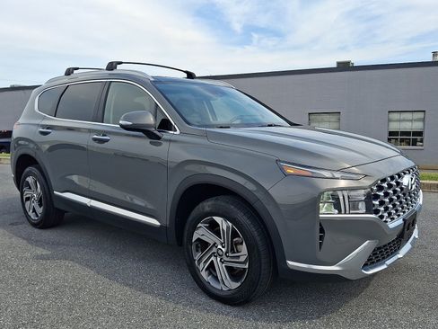 Certified 2023 Hyundai Santa Fe SEL w/ Premium Package AWD/4WD image 3