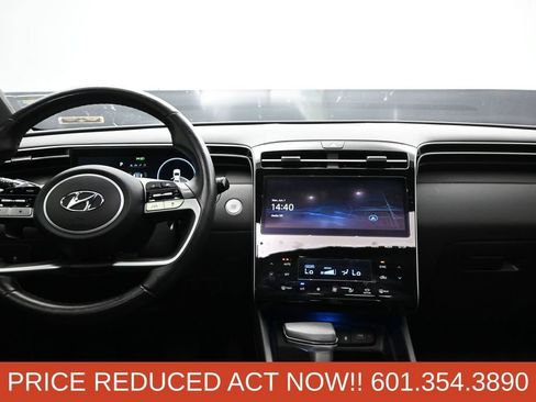 Used 2022 Hyundai Santa Cruz Limited AWD/4WD image 19
