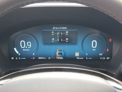 Used 2023 Ford Escape Platinum w/ Premium Technology Package AWD/4WD image 15