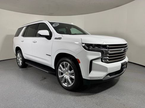 Used 2021 Chevrolet Tahoe High Country AWD/4WD image 2