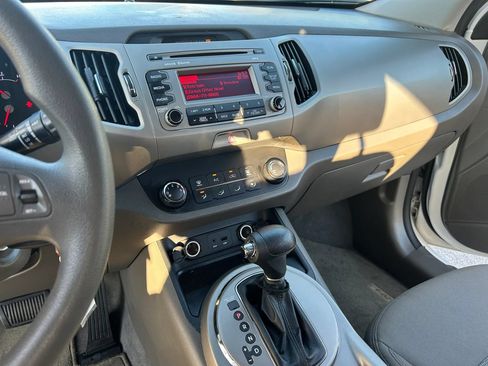 Used 2014 Kia Sportage LX FWD image 19