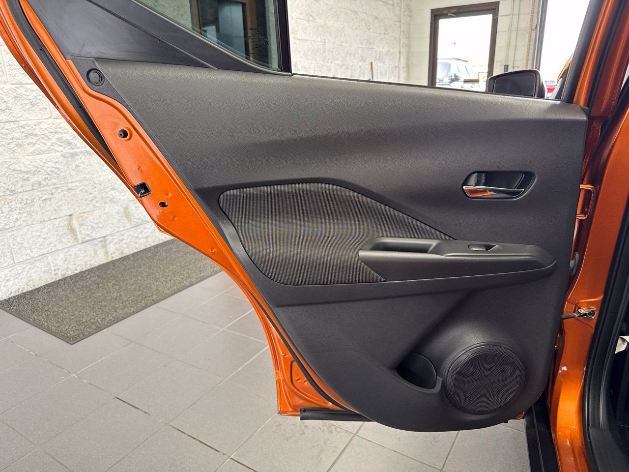 Used 2018 Nissan Kicks SV w/ Exterior Package FWD image 35