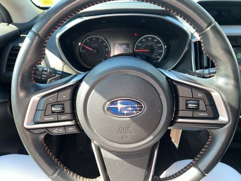 Used 2019 Subaru Crosstrek 2.0i Premium w/ Moonroof Package image 12