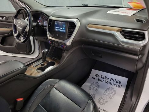 Used 2019 GMC Acadia SLE image 25