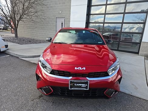 Used 2024 Kia Forte GT-Line w/ GT-Line Premium Package image 2