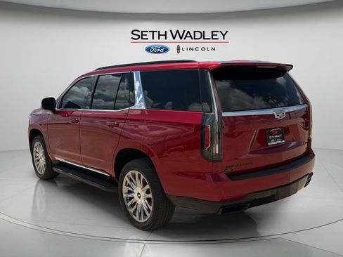 Used 2021 Cadillac Escalade Premium Luxury AWD/4WD image 5