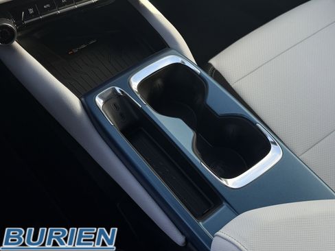 New 2026 Chevrolet Equinox EV LT image 17