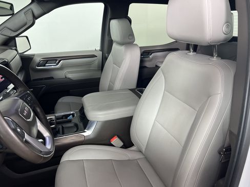 Used 2023 GMC Sierra 1500 SLT image 15