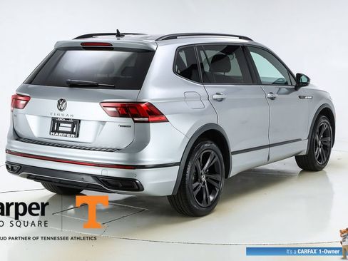 Used 2023 Volkswagen Tiguan SE R-Line AWD/4WD image 9