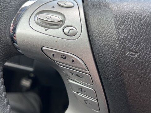 Used 2017 Nissan Murano SL image 23