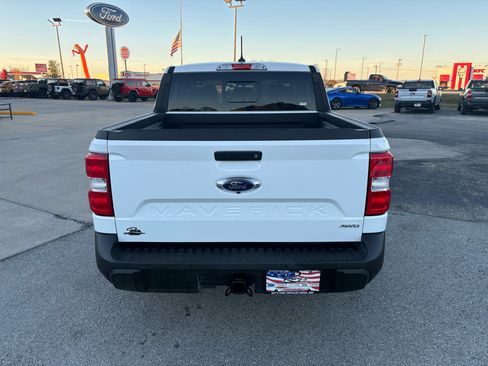 Used 2024 Ford Maverick Lariat image 4