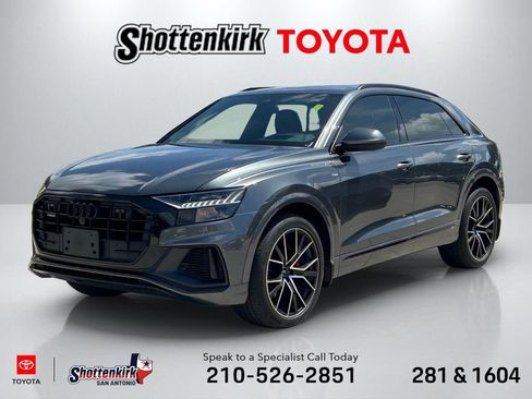 Used 2021 Audi Q8 Prestige AWD/4WD image 1
