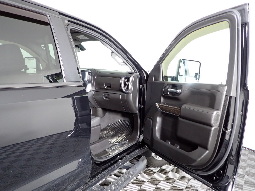 Used 2021 Chevrolet Silverado 1500 RST w/ Z71 Off-Road Package AWD/4WD image 34