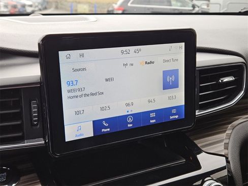 Used 2022 Ford Explorer Limited w/ Equipment Group 301A image 19