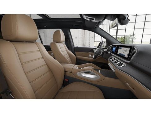 New 2026 Mercedes-Benz GLS 450 4MATIC image 4