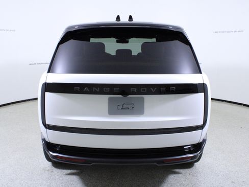 New 2026 Land Rover Range Rover SE image 6