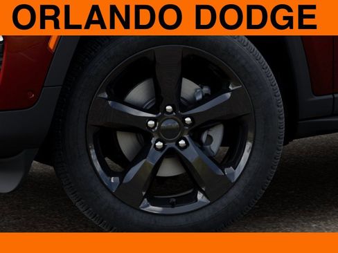 New 2025 Jeep Grand Cherokee Limited w/ Luxury Tech Group II AWD/4WD image 8