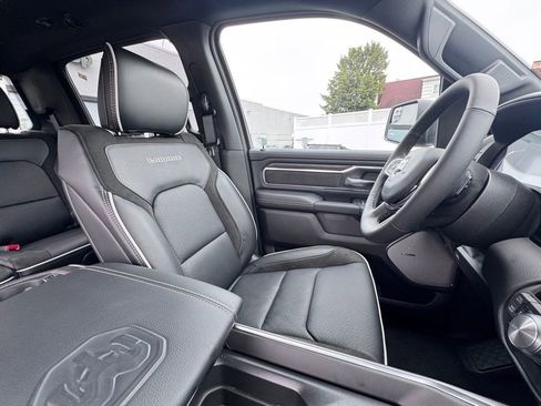 New 2026 RAM 1500 Laramie AWD/4WD image 19