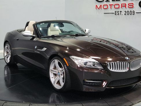 Used 2016 BMW Z4 sDrive35is RWD image 3