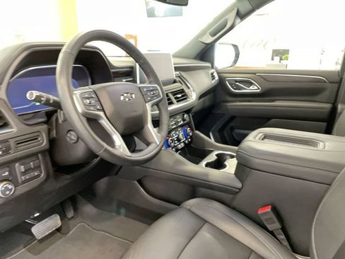 Used 2024 Chevrolet Tahoe Z71 w/ Luxury Package image 13