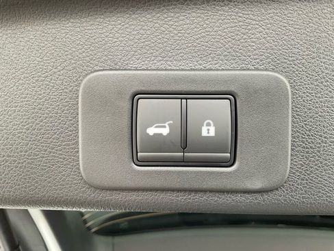 New 2026 Nissan Murano SV image 10