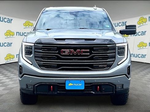 Used 2025 GMC Sierra 1500 AT4 w/ AT4 Premium Package AWD/4WD image 3