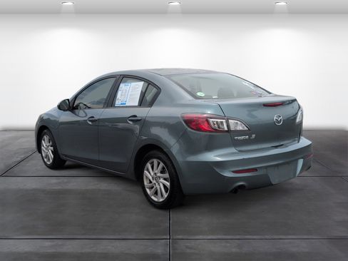Used 2013 MAZDA MAZDA3 i SV FWD image 3