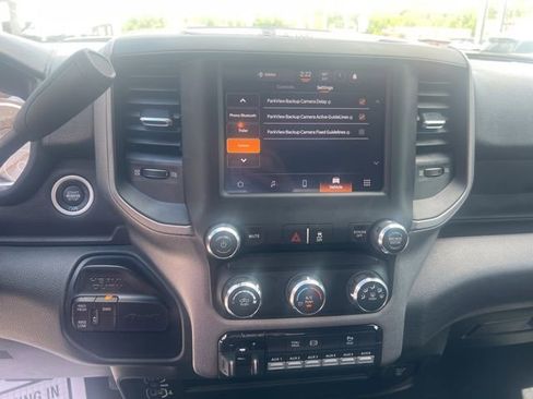 Used 2024 RAM 3500 Tradesman w/ Chrome Appearance Group AWD/4WD image 18