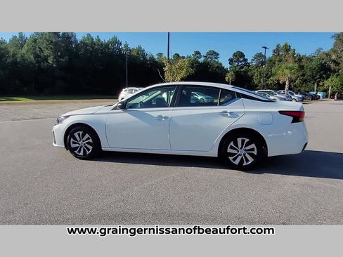 Used 2024 Nissan Altima 2.5 S image 24