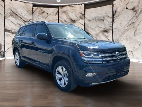 Used 2018 Volkswagen Atlas SE image 3