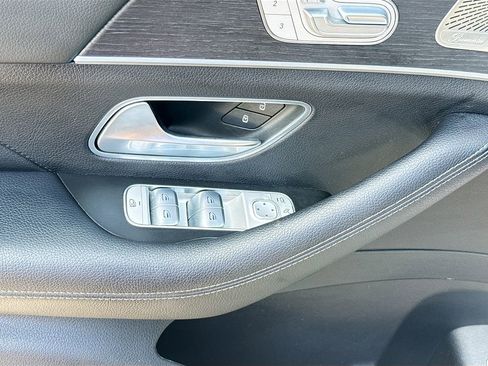 Used 2022 Mercedes-Benz GLE 350 w/ Premium Package image 20