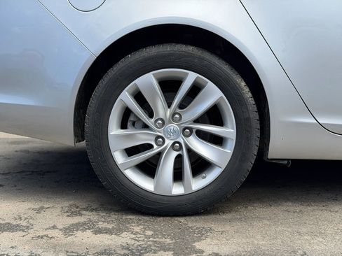 Used 2016 Buick Regal AWD image 27