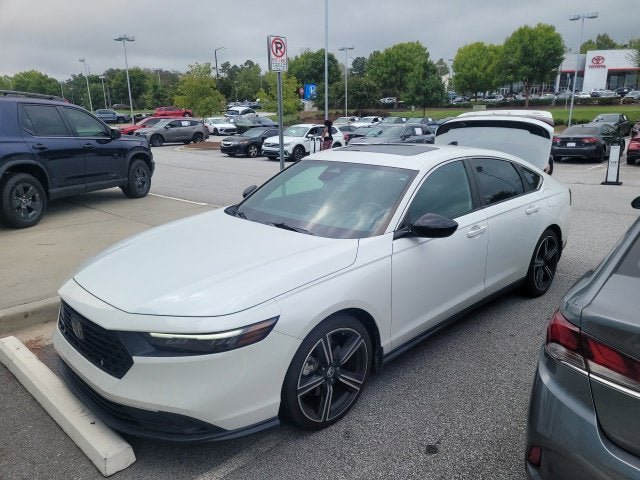 Used 2024 Honda Accord Sport image 14