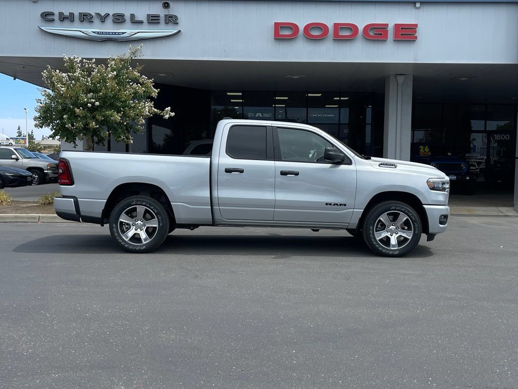 New 2026 RAM 1500 Express RWD image 5