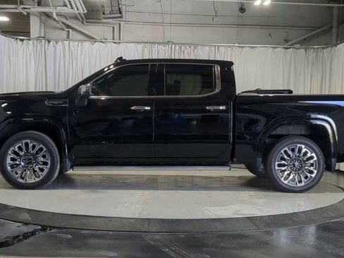 Used 2025 GMC Sierra 1500 Denali Ultimate AWD/4WD image 6