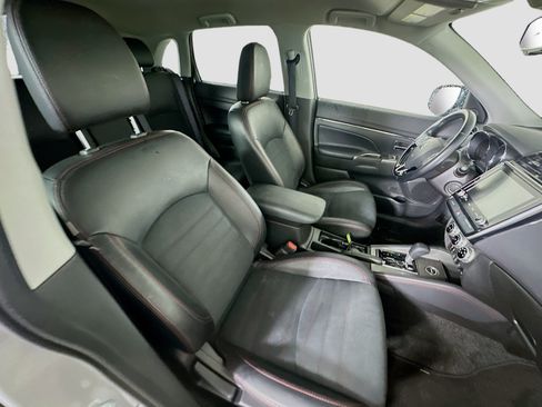 Used 2024 Mitsubishi Outlander Sport AWD image 29