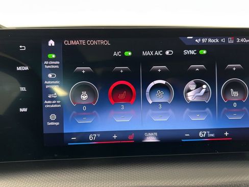 Certified 2023 BMW X1 xDrive28i w/ Premium Package image 14