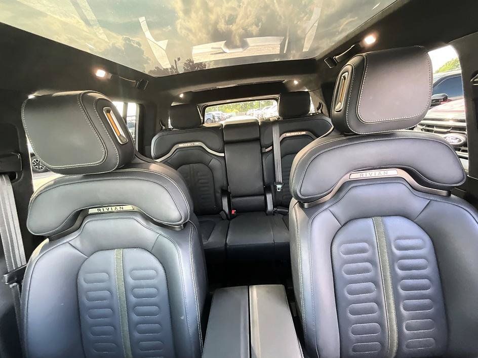 Used 2023 Rivian R1S Adventure Quad AWD/4WD image 41