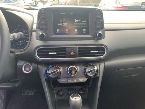 Used 2019 Hyundai Kona SEL image 30