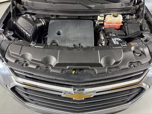 Used 2020 Chevrolet Traverse LT image 39