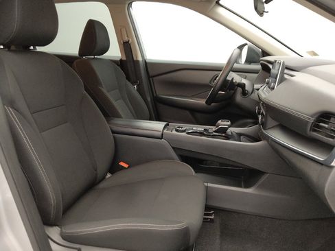 Used 2024 Nissan Rogue S AWD/4WD image 21