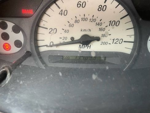 Used 2000 Toyota Echo Coupe image 11