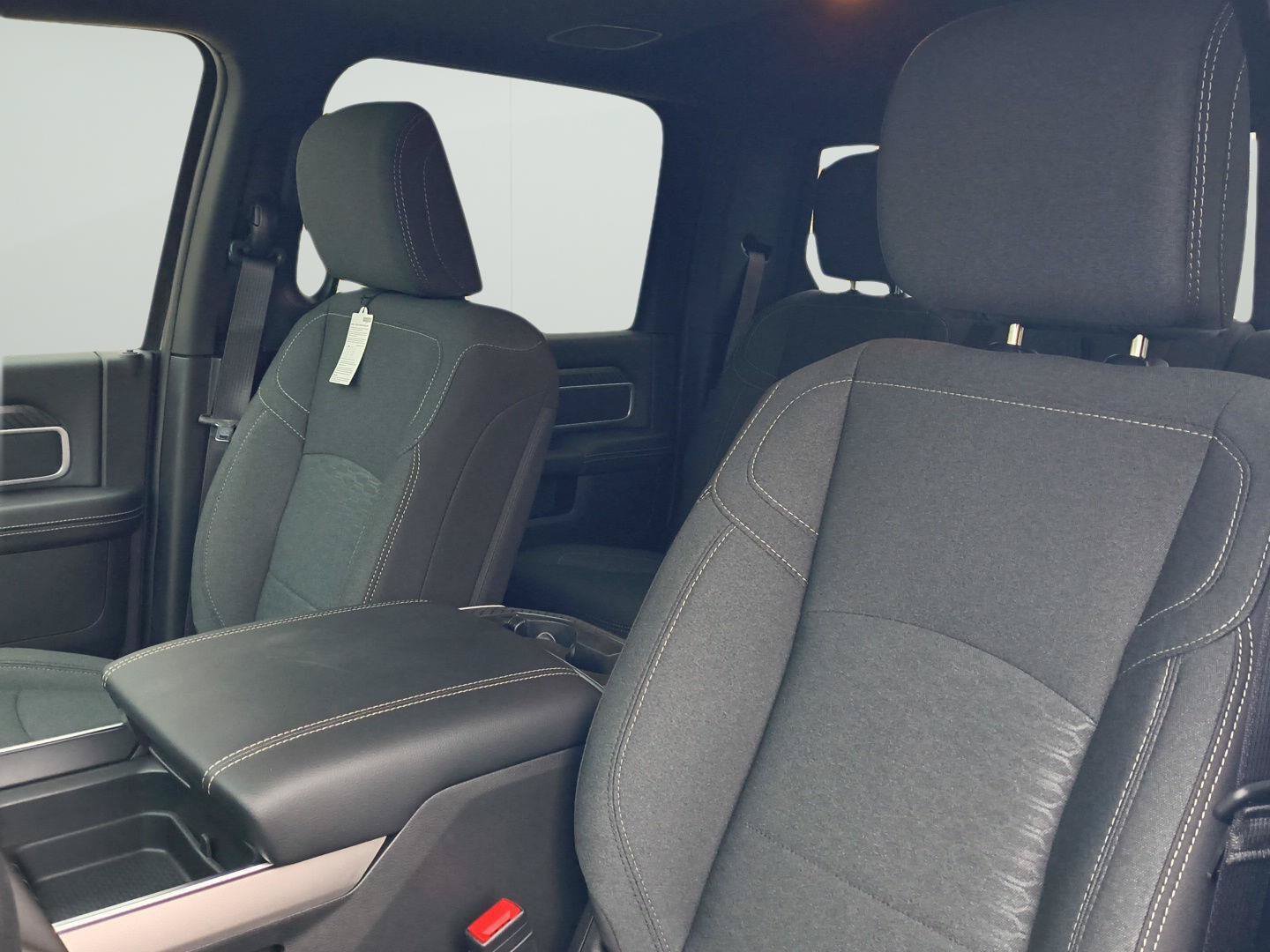 New 2027 RAM 3500 Big Horn AWD/4WD image 7