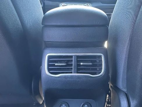 Used 2023 Hyundai Santa Fe SE image 14